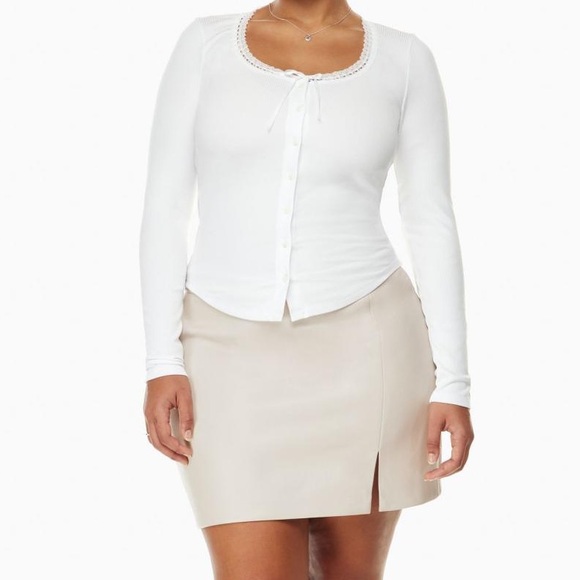 Aritzia Wilfred Booklet Longsleeve Top in Cloudy Lilac XS - Picture 4 of 6